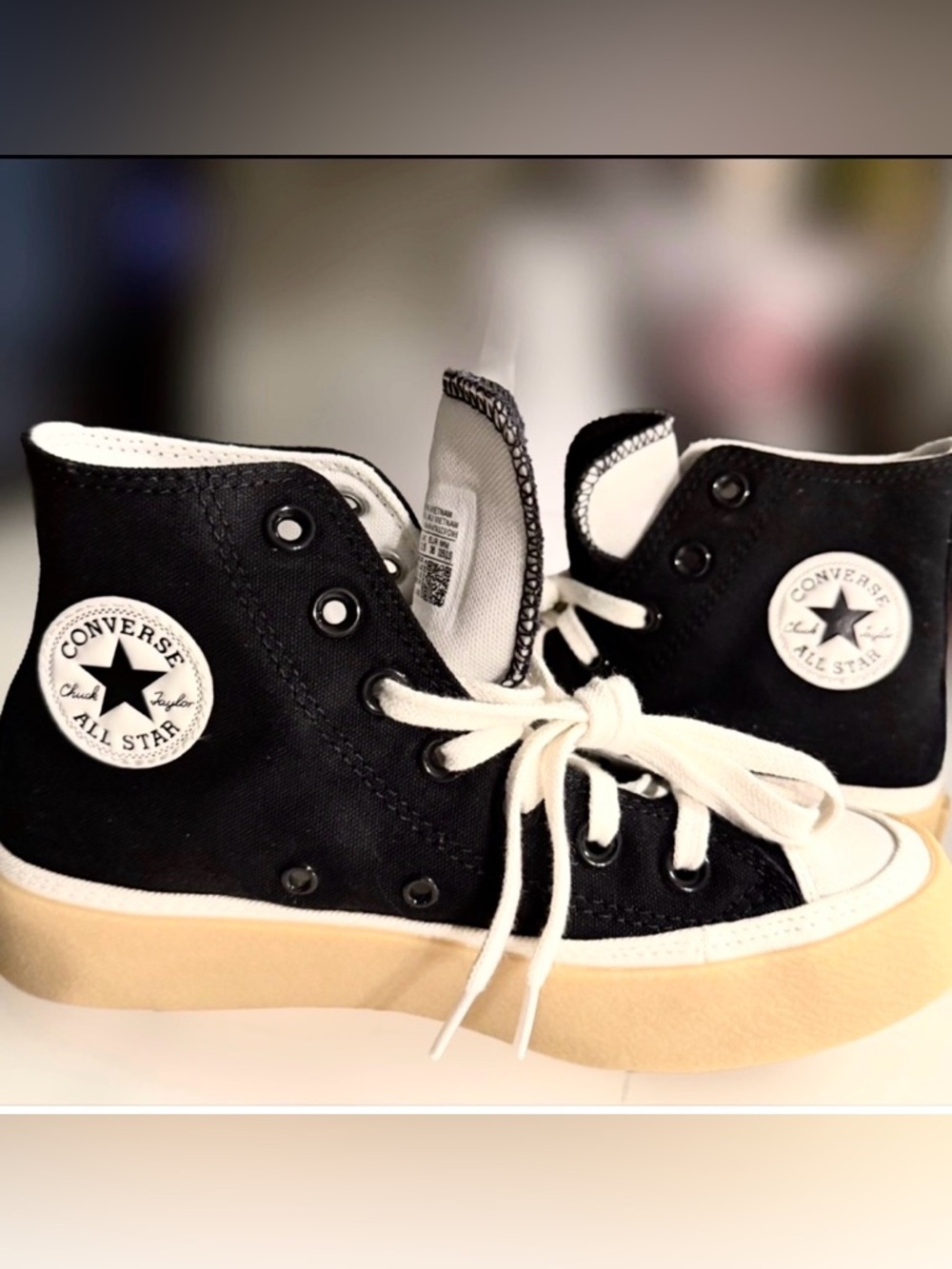 NEW Converse Black & White High-Tops Women’s Sz 5.5 Men 3.5 Unisex Elevated
